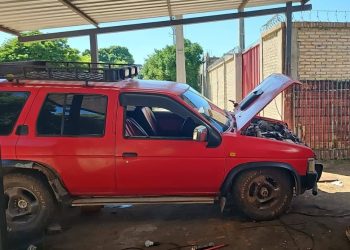 Tragedia en Coronel Oviedo: mecánico fallece aplastado por una camioneta