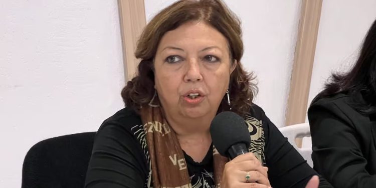 Santiago Peña nombra a nueva representante de los trabajadores ante el IPS