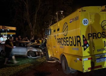 Móvil de empresa transportadora de caudales protagoniza siniestro vial en Hernandarias