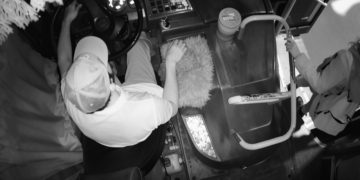 Mujer resulta herida tras caer de un bus en movimiento en Fernando de la Mora