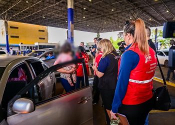 Cientos de menores cruzan a diario la frontera sin documentación, según Receita Federal