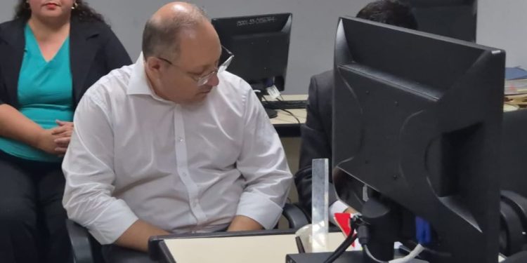 Mantienen en prisión a extesorero de Copaco y declaran inadmisible monitoreo electrónico
