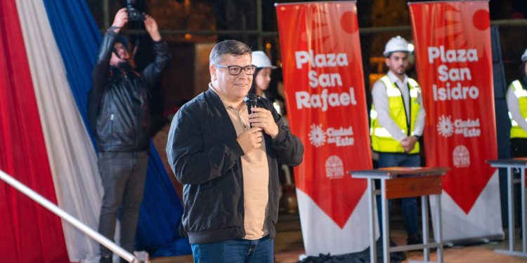 Municipalidad de Ciudad del Este proyecta la construcción de seis mega plazas
