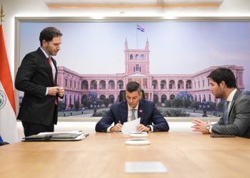 Gobierno reglamenta programa nacional para proteger a la niñez contra el abuso sexual
