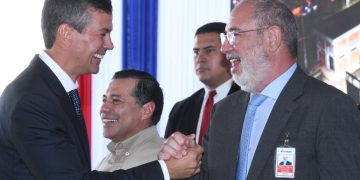 Ejecutivo respalda a titular de Itaipú y evita hablar sobre denuncias contra el Clan Zacarías