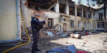 Ataques rusos golpean Sumy y Odesa; dejaron tres muertos