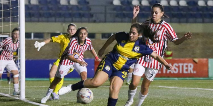 Trinidense remonta y consigue triunfar ante San Lorenzo