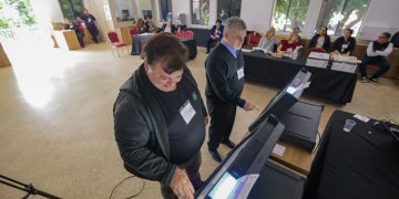 Finalizó verificación técnica de máquinas de votación para el PLRA