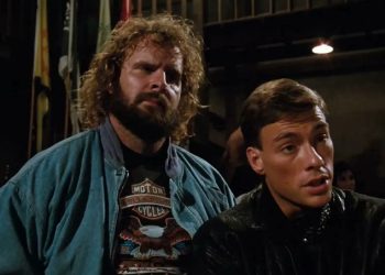 Falleció Donald Gibb, actor reconocido como «Ray» en ‘Contacto Sangriento’