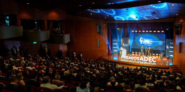 La ADEC convoca a empresas y emprendedores a postularse para sus premios anuales