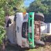 Camión transportador vuelca en la autopista Silvio Pettirossi tras chocar con un automóvil