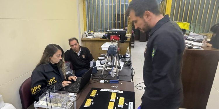 Fiscalía realiza peritajes en caso de tráfico ilegal de casi 22 kilos de oro
