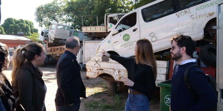 Soledad Núñez denuncia desmantelamiento de camiones municipales y exige informes