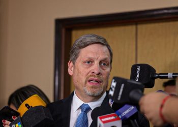 Natalicio Chase defiende a Zacarías Irún tras filtración de audios y descarta pérdida de investidura