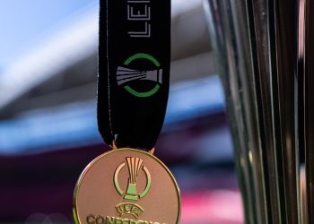 Crystal Palace y Rayo Vallecano definen hoy al campeón de la UEFA Conference League 2025/26