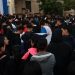 Aspirantes marchan contra la suspensión de admisiones al Colegio de Policía