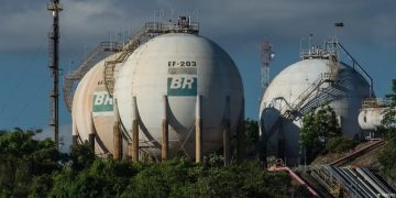 Lula relanza perforaciones de gas y petróleo en la Amazonía