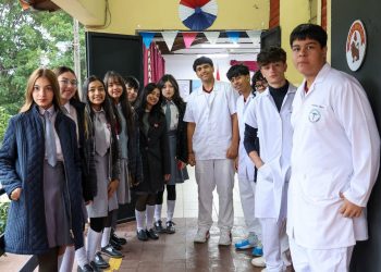 Estudiantes del Tercer Ciclo pueden postular a becas del MEC