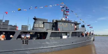 La Armada abre las puertas de sus buques emblemáticos por las fiestas patrias