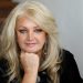 Bonnie Tyler, en coma inducido tras una cirugía intestinal de urgencia