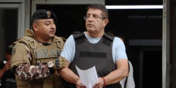 Exlegislador ecuatoriano recibió 29 años de prisión por violación a niña