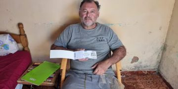 San Juan Bautista se moviliza en una maratón solidaria para salvar el hogar de una familia