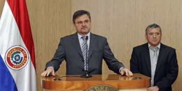Corte confirma sobreseimiento de extitular de la ANDE y ordena investigar negligencia fiscal