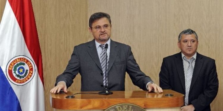 Corte confirma sobreseimiento de extitular de la ANDE y ordena investigar negligencia fiscal