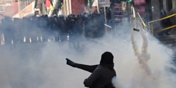 Unión Europea condena la violencia en Bolivia y exige respeto al orden constitucional
