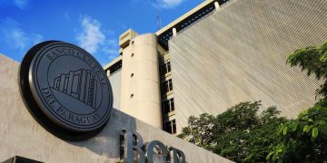 El Banco Central mantiene la tasa de interés en 5,50% ante el fuerte dinamismo económico local