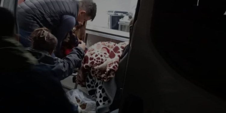 Investigan intoxicación de dos niños hallados sedados