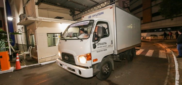 Inicia el despliegue de maletines electorales y máquinas de votación en todo el país