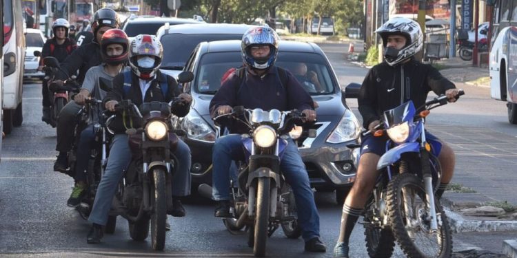 Ministerio del Interior plantea «GPS obligatorio» para todas las motos