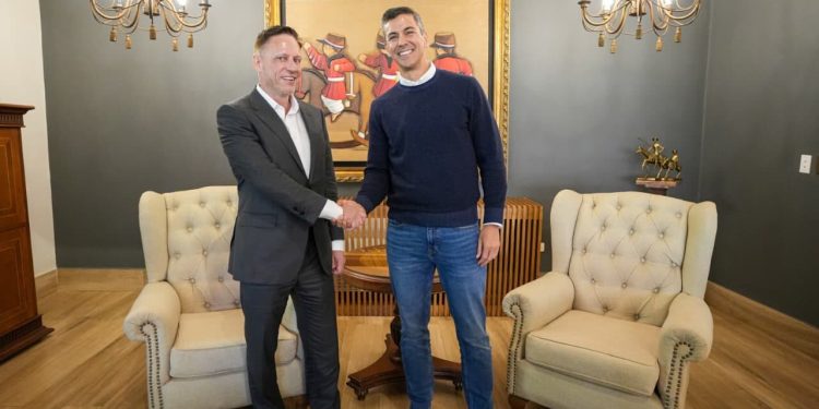 Santiago Peña y cofundador de Paypal analizan el potencial de Paraguay para proyectos de IA y energía