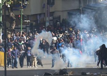 Congreso boliviano da luz verde al accionar militar durante protestas