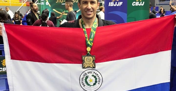 Paraguayo alcanza el bicampeonato panamericano de Jiu Jitsu en Brasil