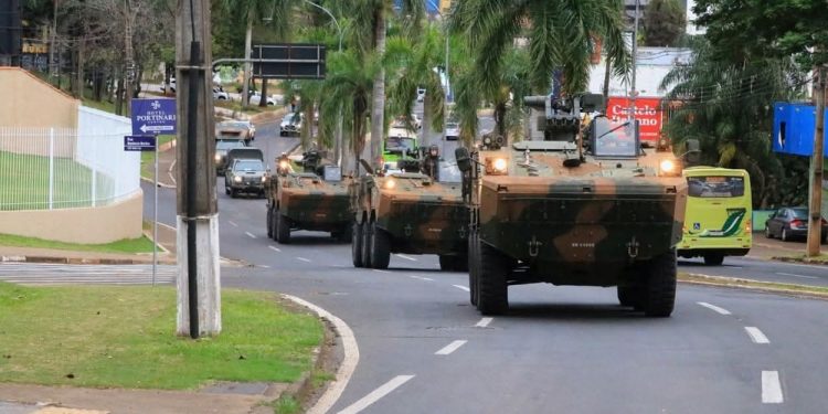 Brasil desplegará contingente militar en ciudad limítrofe con Paraguay