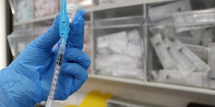 Moderna trabaja en vacunas contra hantavirus antes del brote en cruceros