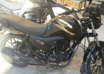 Recuperan cuatro celulares robados y una motocicleta tras operativo policial en Asunción