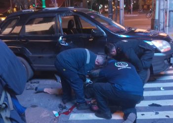 Un muerto en choque entre motocicleta y camioneta en Asunción