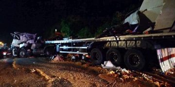 Camionero paraguayo murió en un choque de camiones en Brasil