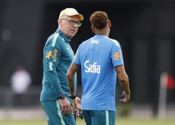 Ancelotti asegura que Neymar regresa y afirma que Endrick está listo para jugar siempre