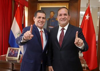 Arnaldo Samaniego confirma respaldo a la Lista 1 tras reunión con el presidente de la ANR