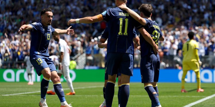Bosnia derrota a Qatar y queda a la espera de un lugar en 16avos del Mundial 2026