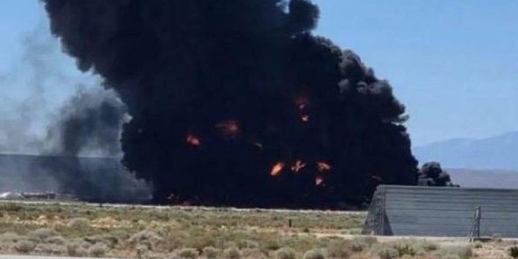 Bombardero de EE.UU se estrelló poco después de despegar y dejó 8 muertos