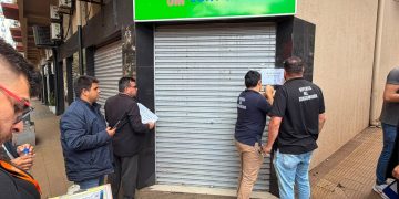 Clausuran temporalmente comercio de Ciudad del Este tras denuncias de presuntas estafas a turistas