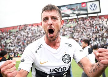 La emotiva despedida de Olimpia a Alejandro Silva