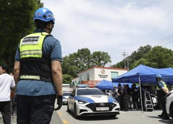 Al menos cinco personas murieron tras explosión en fábrica de motores de cohetes
