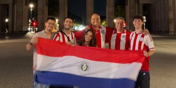 Paraguayos en Alemania vibraron la clasificación de la Albirroja a octavos de la Copa del Mundo