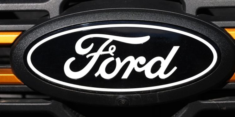 Ford retira del mercado más de 250.000 autos Focus por fallas de motor